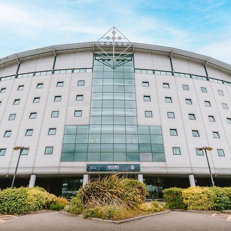 The Bolton Stadium Hotel, A Member Of Radisson Individuals Exteriör bild