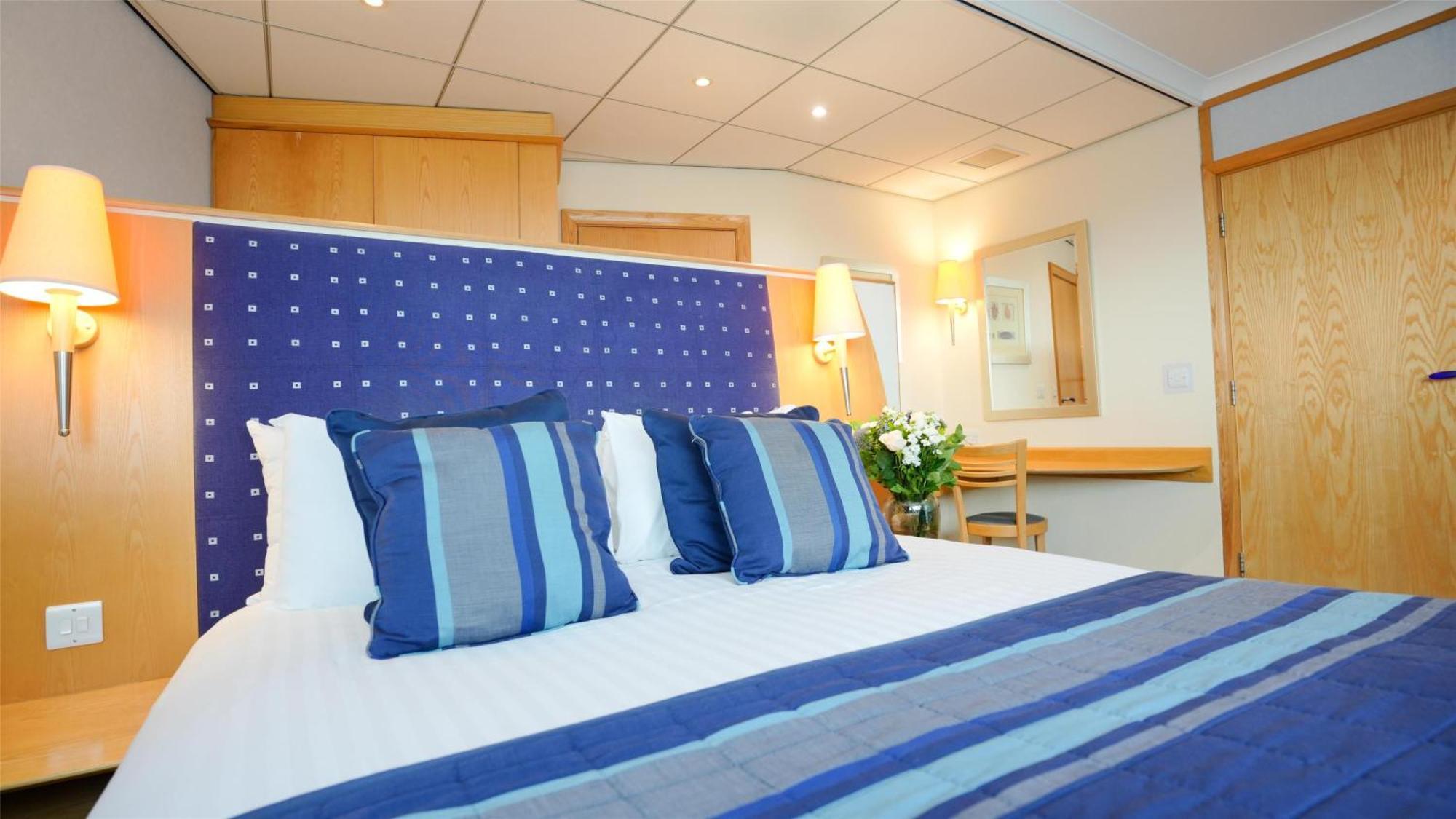 The Bolton Stadium Hotel, A Member Of Radisson Individuals Exteriör bild